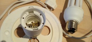 Base de lampara Ikea Fado - Blanca