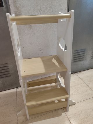 Taburete infantil madera blanco-beige.