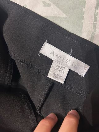 Falda pantalón AMISU negra, talla M