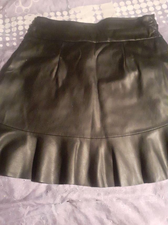 Falda negra piel - Talla L