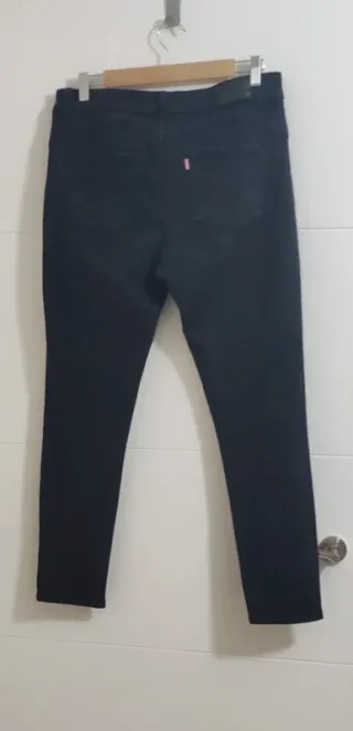 Pantalón vaquero pitillo elástico talla 44 Vivid
