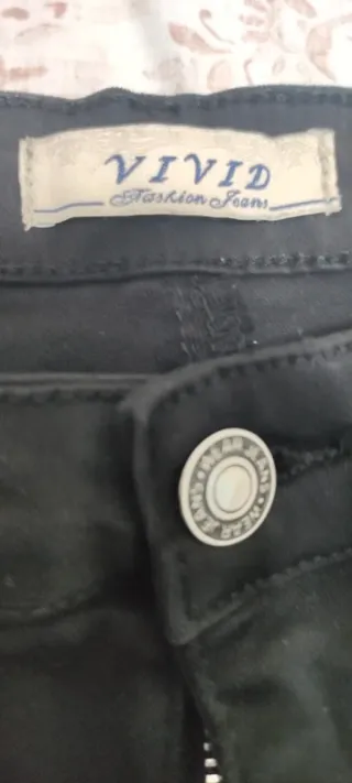 Pantalón vaquero pitillo elástico talla 44 Vivid