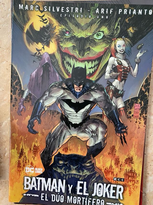 Lote números 1 Batman grapa. Librerías: 29 euros