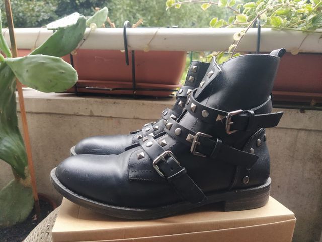 Stivaletti Bara neri n.37