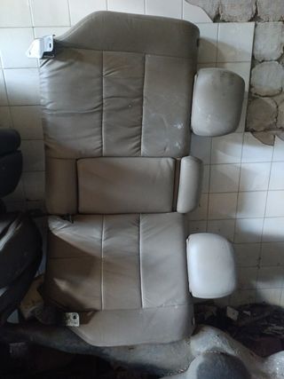Asientos traseros Subaru Outback 2005
