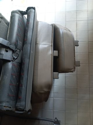 Asientos traseros Subaru Outback 2005