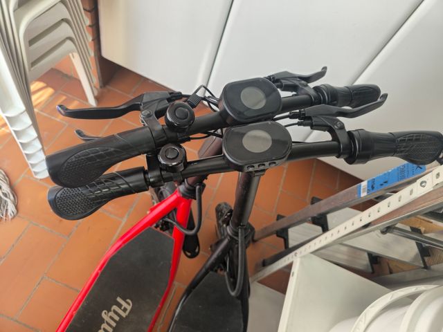 1 Patinete Eléctrico Flywheel averiado