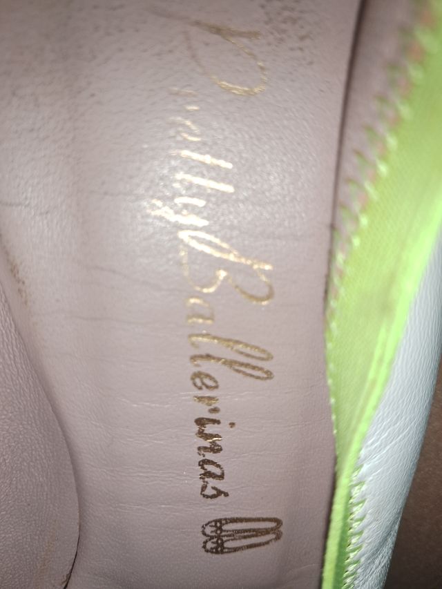 Bailarinas blancas y negras