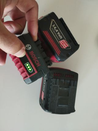3 Baterías Bosch 14,4V 3Ah