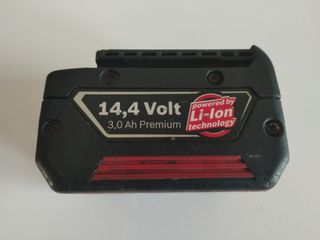 3 Baterías Bosch 14,4V 3Ah