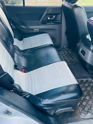 Mitsubishi Montero 2005