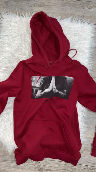 Sudadera roja Míster Tee PRAY 