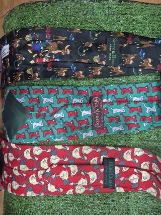 3 Corbatas estampadas, diseño animales.