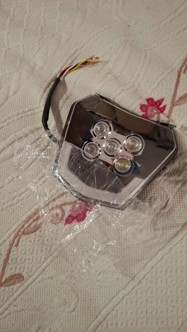 Farol LED Mota - Iluminação Moto