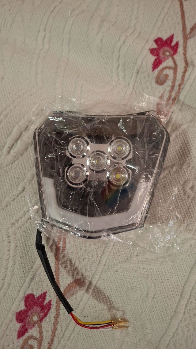 Farol LED Mota - Iluminação Moto