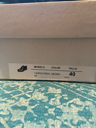 Zapatos negros cordones Piel Iturri 
