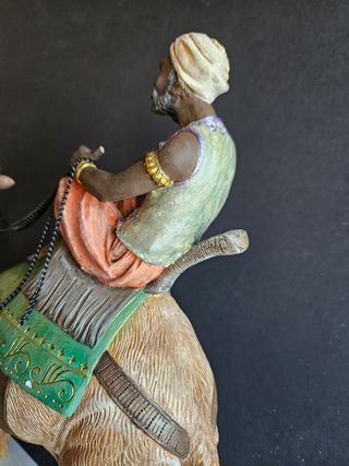 Figura Belen Camello y Nòmada vendedor 24cm