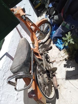 Vespino LS Lujo: Motor & Chasis