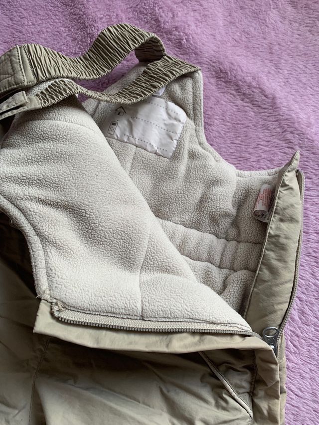 Tuta da neve per bambino di 2 anni.