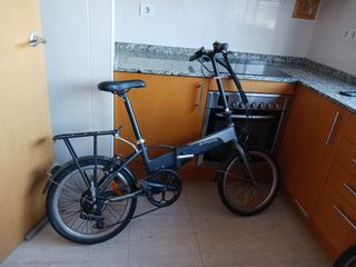 Bicicleta eléctrica BTWIN Hoptown 500 plegable