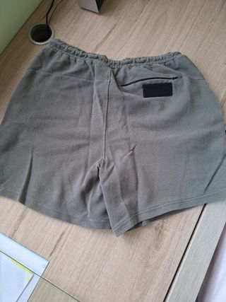 Shorts Gris - Pantalón Corto