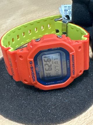 Casio G-Shock GW-B5600FB-4JR Rojo