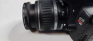 Canon EOS Rebel T4i 650D + accesorios