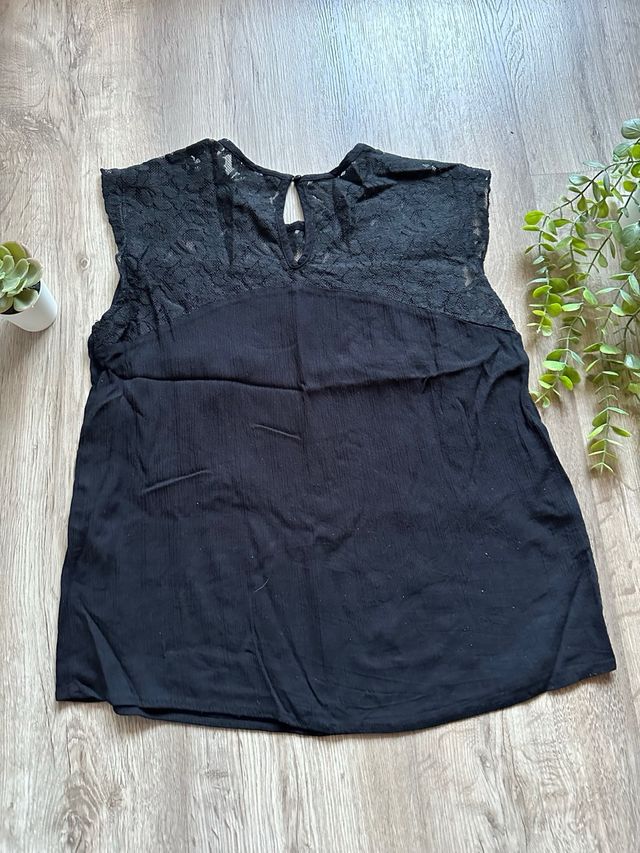 pack 2 blusas roja y negra talla S