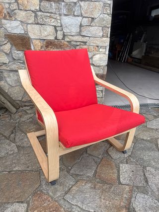 Butaca Ikea PUANG roja