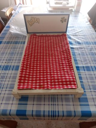 Cama Muñecas Nancy la cama sale 30 euro 