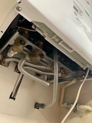 Calentador Saunier Duval  F 25 E