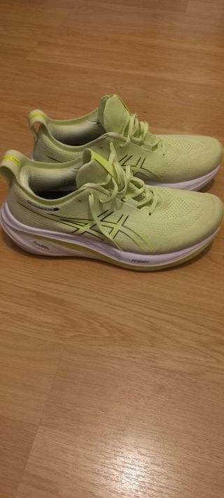 Zapatillas Asics Nimbus 26 amarillas