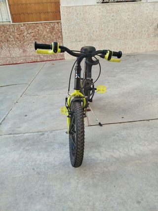 Bicicleta B'Twin niño 16" 