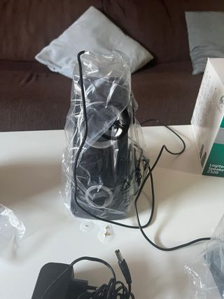 Altavoces Logitech Z320