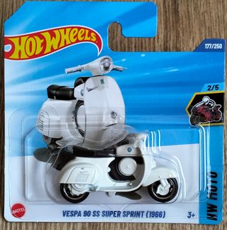 Hot Wheels Vespa 90 SS