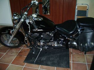 Yamaha XVS650A Drag Star