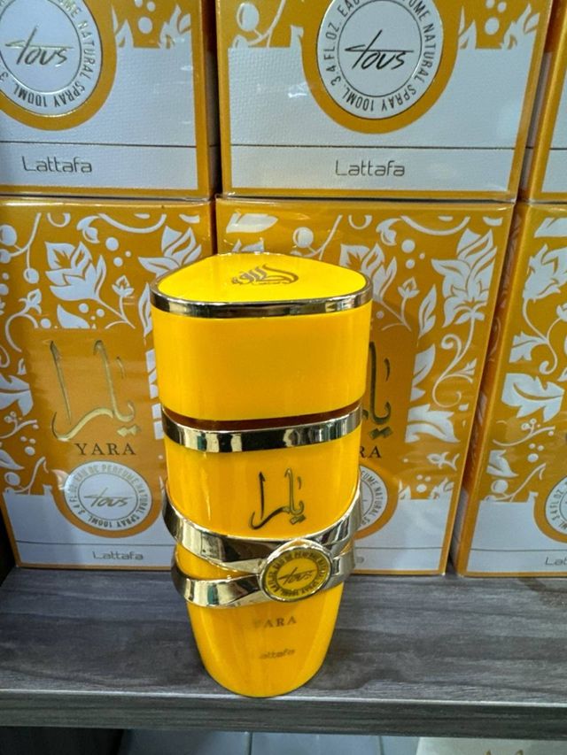 Yara Candy Lattafa - Perfume Mujer
Elige tuya  