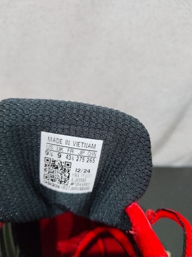 Zapatillas Adidas - Rojas y Negras