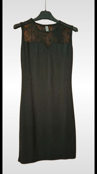 Vestito nero in pizzo