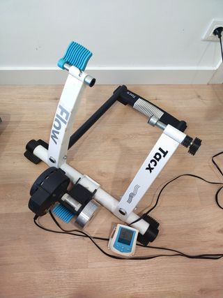 Rodillo Tacx Flow - Bicicleta Estática