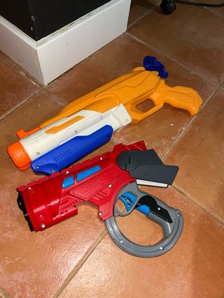 2 Pistolas Nerf: Diversión asegurada