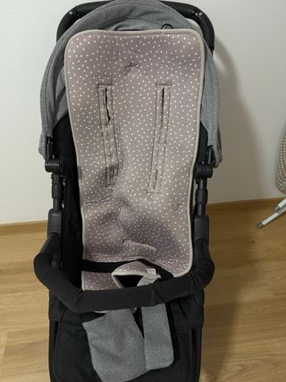 Silla paseo Kuki Baby Monster gris ultra compacta 