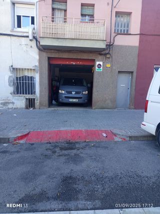 Local ideal garaje/almacén