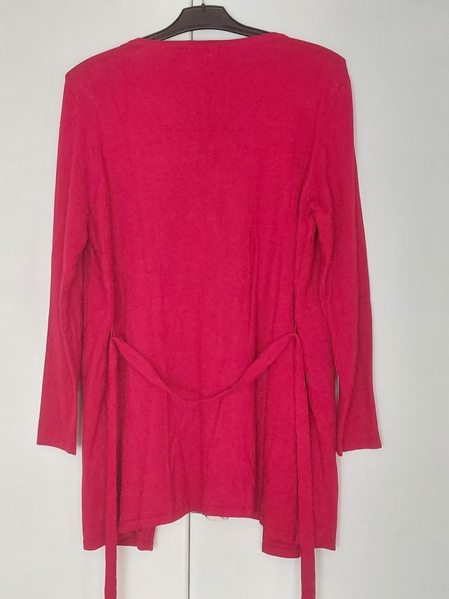 Chaqueta roja+Blusa Punt Roma