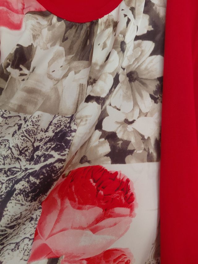 Chaqueta roja+Blusa Punt Roma