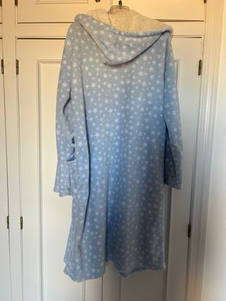Bata estrellas - Azul y blanca