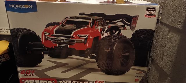 Arrma Kraton 6

S - RC Monster Truck