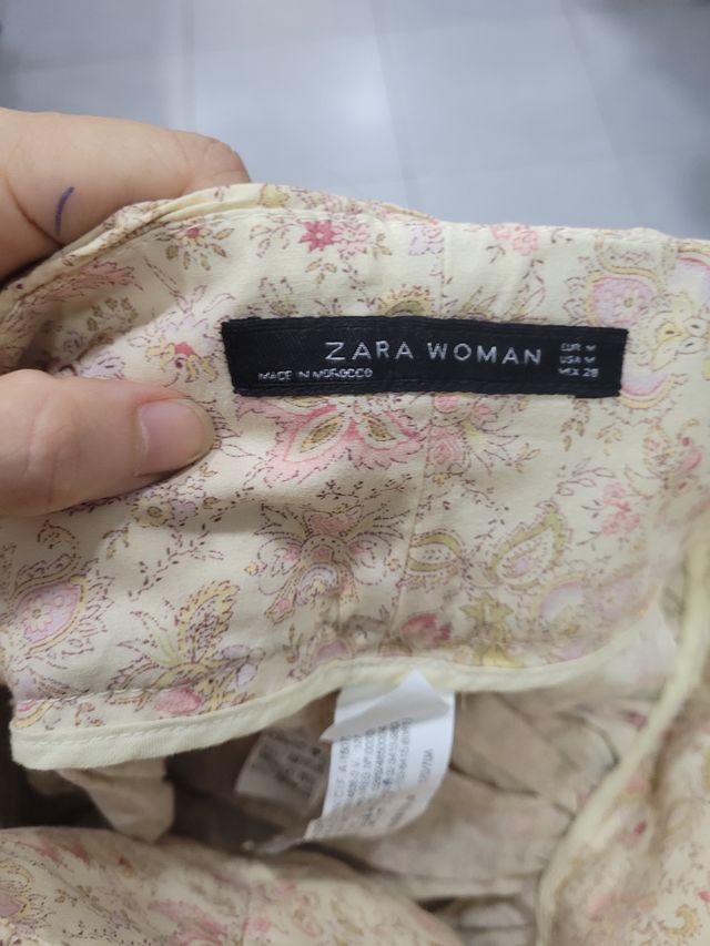 Falda Zara M Beige - Flores