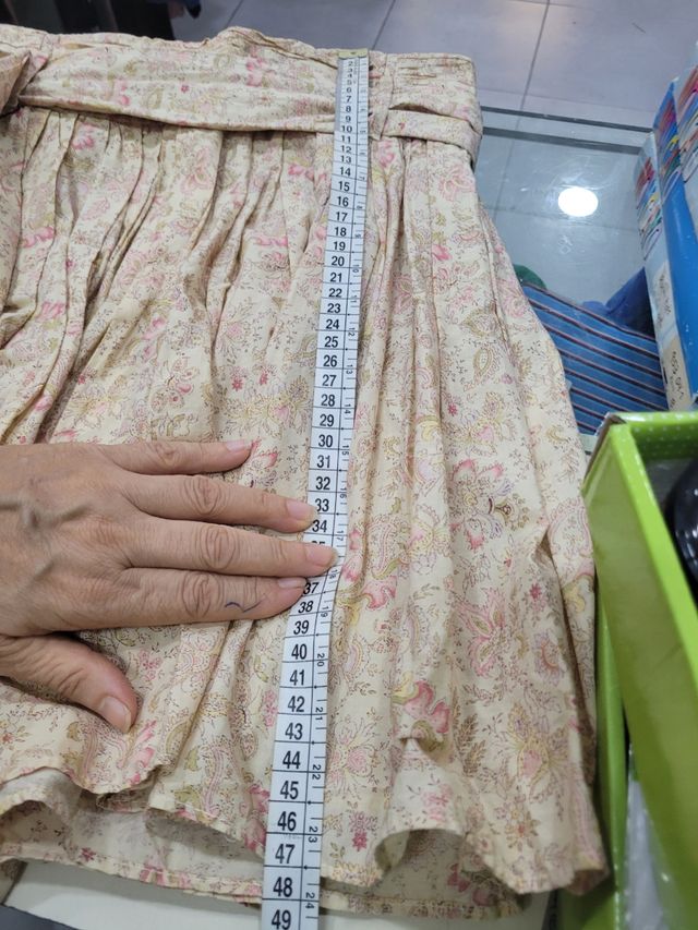 Falda Zara M Beige - Flores