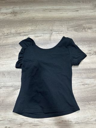 camiseta negra cruzada talla XS